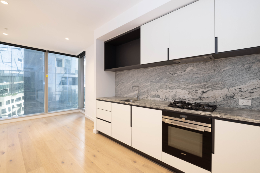 1307B/639 LITTLE LONSDALE STREET, MELBOURNE VIC 3000 — photo 2