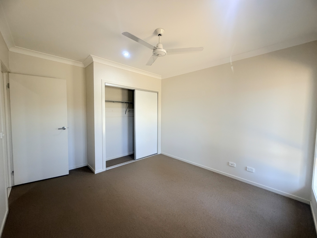 9 ASHWELL AVENUE, WILLIAMS LANDING VIC 3027 — photo 6