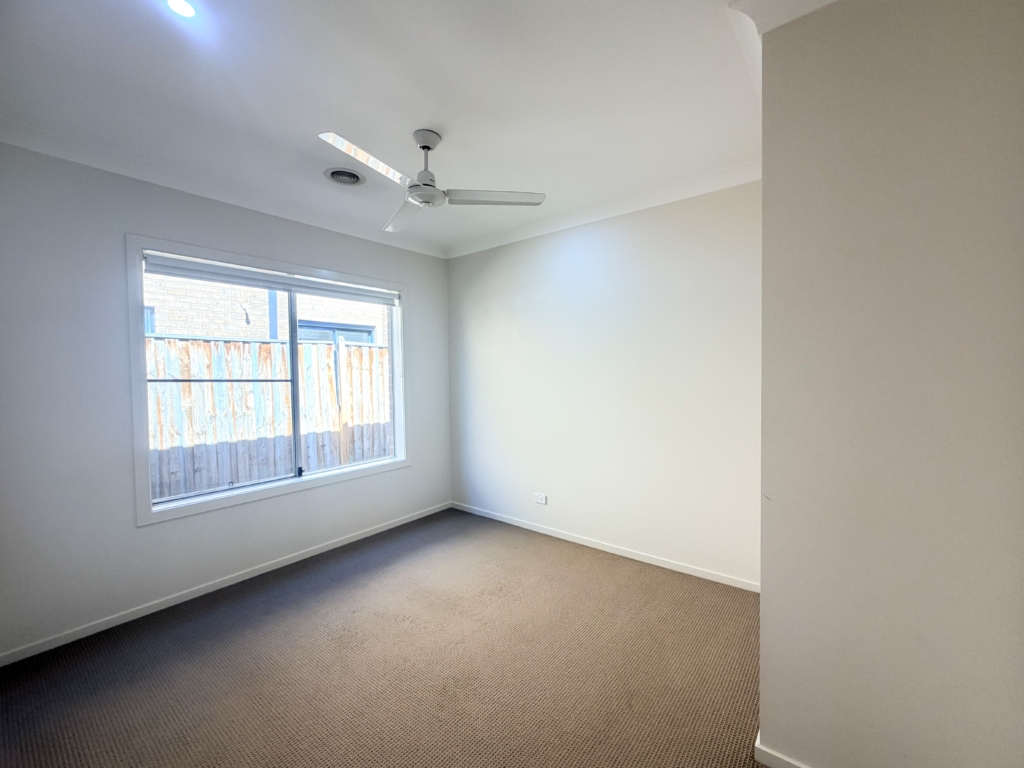 9 ASHWELL AVENUE, WILLIAMS LANDING VIC 3027 — photo 9