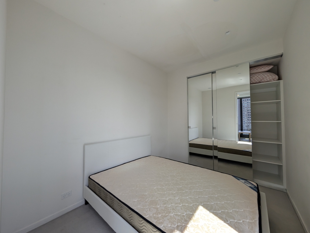 1704/70 Southbank Boulevard, Southbank VIC 3006 — photo 4