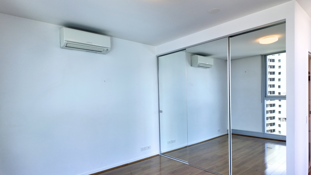 1305/231 Harbour Esplanade, Docklands, VIC 3008 — photo 6