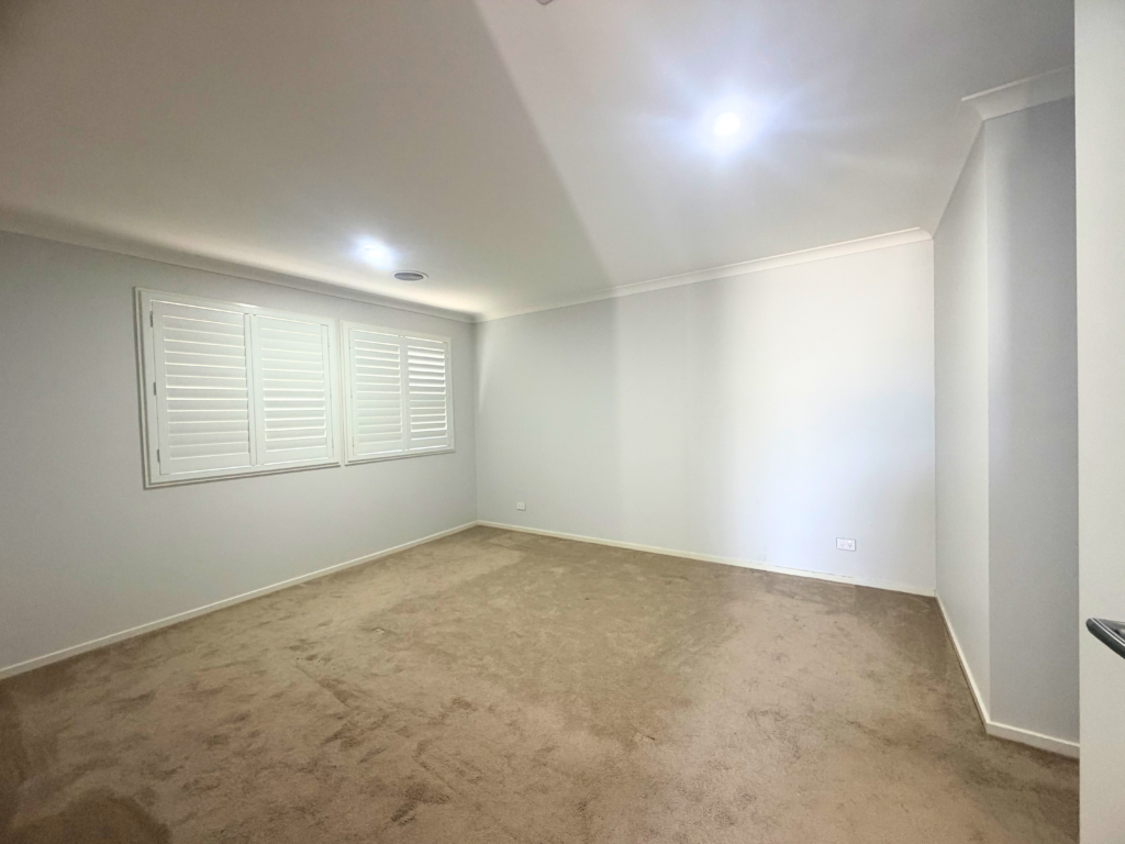152 Waterhaven Boulevard, Point Cook, Vic 3030 — photo 14