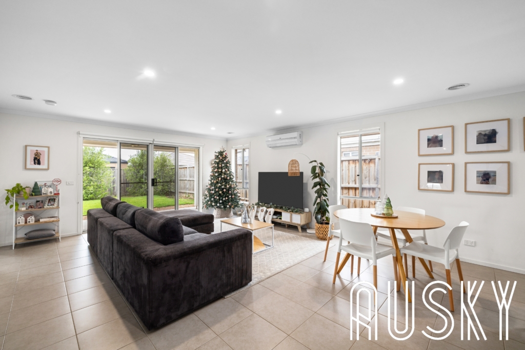 16 Chancery Road, Werribee, VIC 3030 — photo 3