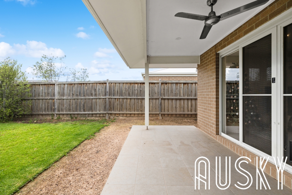 16 Chancery Road, Werribee, VIC 3030 — photo 11