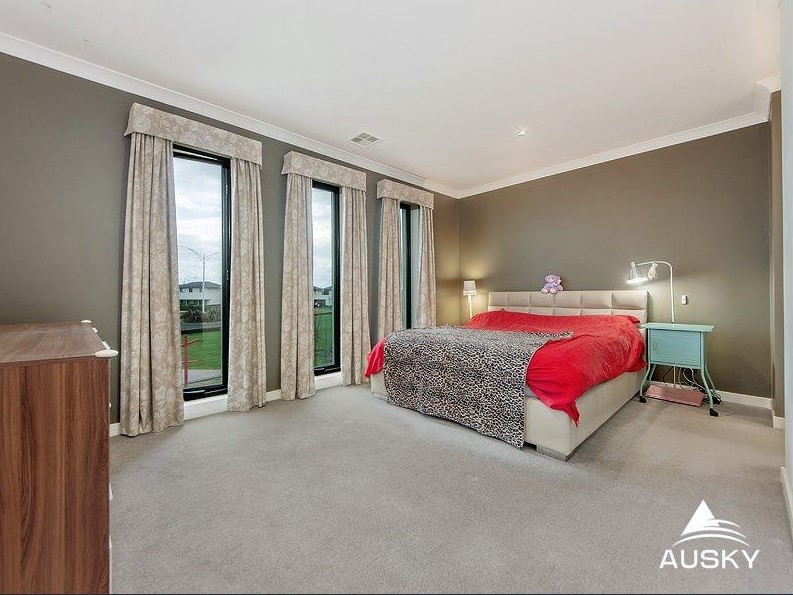 88 Signature Boulevard, Sanctuary Lakes, Vic 3030 — photo 8