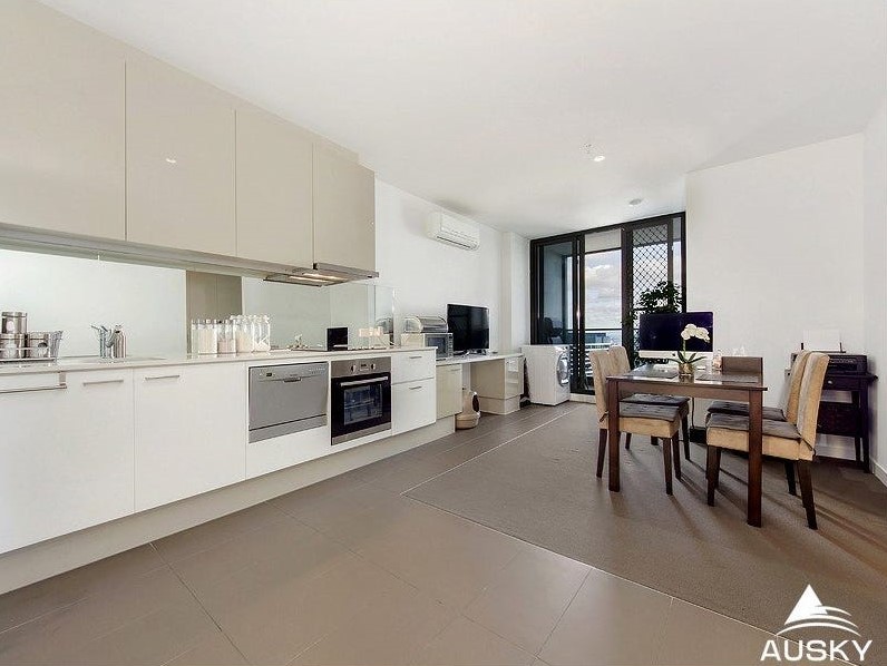 3314/220 Spencer Street, Melbourne, Vic 3000 — photo 2