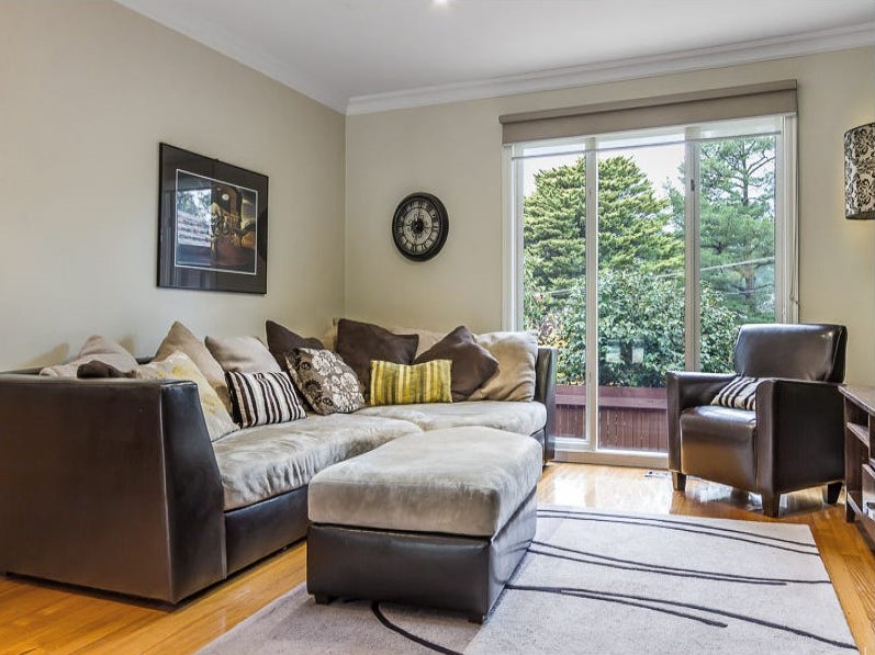 83-85 Enfield Avenue, Park Orchards, Vic 3114 — photo 4