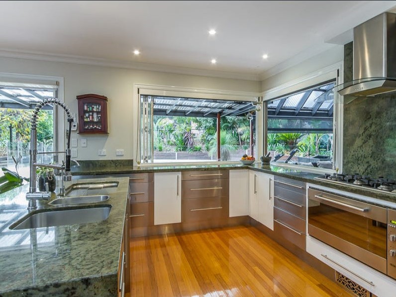 83-85 Enfield Avenue, Park Orchards, Vic 3114 — photo 6