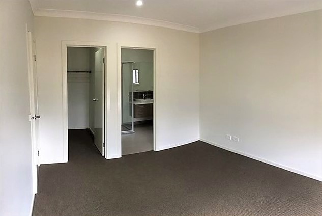 10 Grain Road, Wyndham Vale, Vic 3024 — photo 5