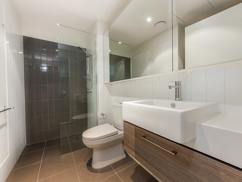 105/80 Cade Way, Parkville, VIC 3052 — photo 5