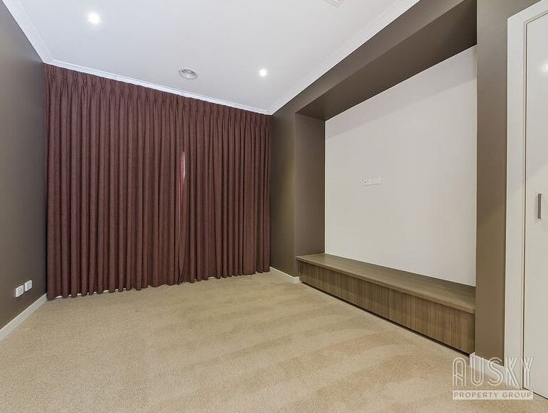 3 Everholme Drive, Truganina, VIC 3029 — photo 3