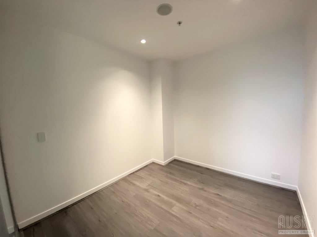 1008/639 Lonsdale Street, Melbourne, VIC 3000 — photo 8