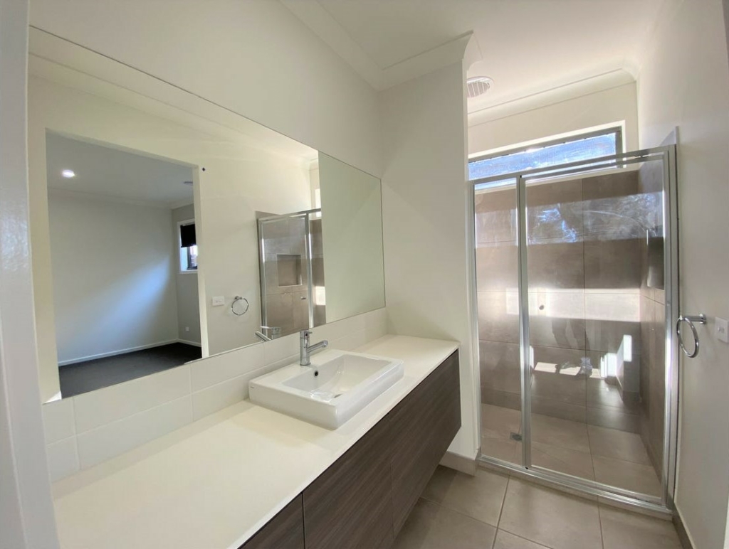 62 Playfield Drive, Truganina, VIC 3029 — photo 11