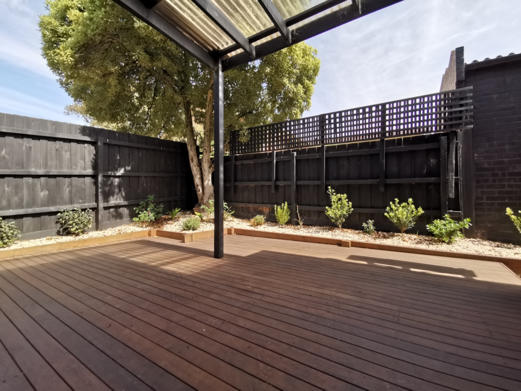 2/74 Canterbury Road, Blackburn South, Vic 3130