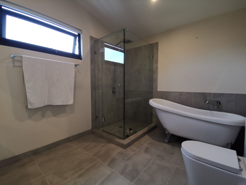 2/74 Canterbury Road, Blackburn South, Vic 3130 — photo 5