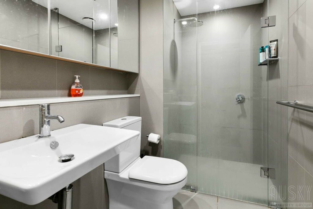 504E/888 Collins Street, Docklands, Vic 3008 — photo 5
