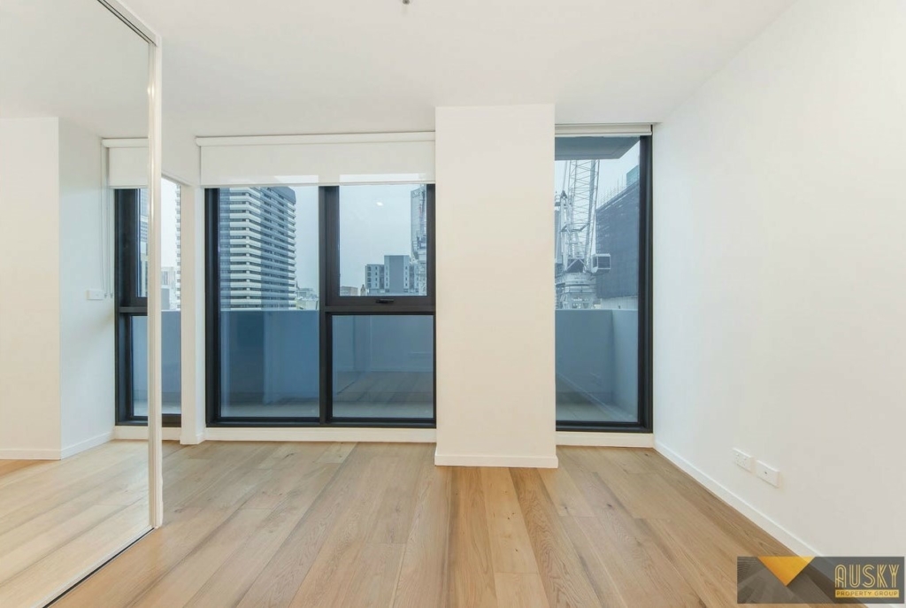 902/8 Sutherland Street, Melbourne, Vic 3000 — photo 5