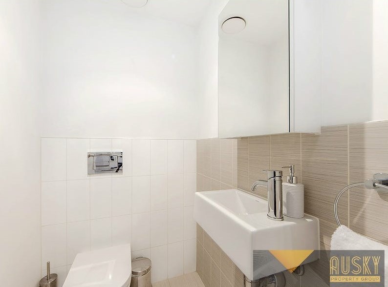 1406/46-50 Haig Street, Southbank, Vic 3006 — photo 10