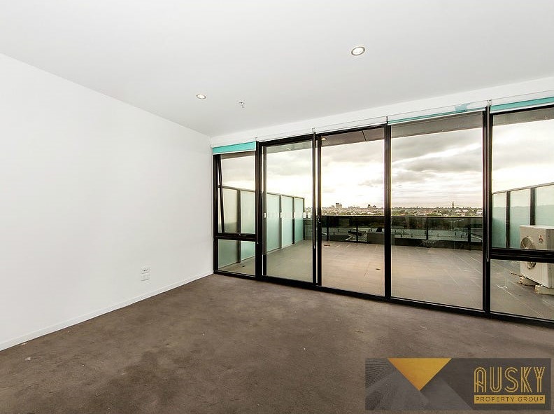 302/32 La Scala Avenue, Maribyrnong, Vic 3032 — photo 2