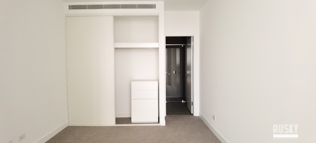 3812B/250 Spencer Street, Melbourne Vic 3000 — photo 4