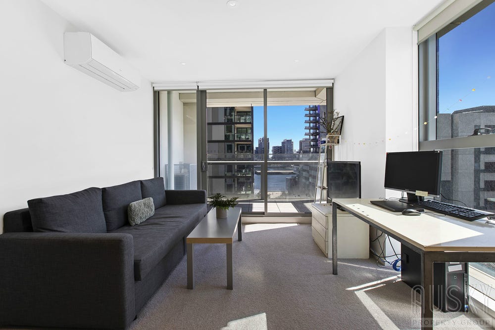 507E/888 Collins Street Docklands VIC 3008 — photo 3