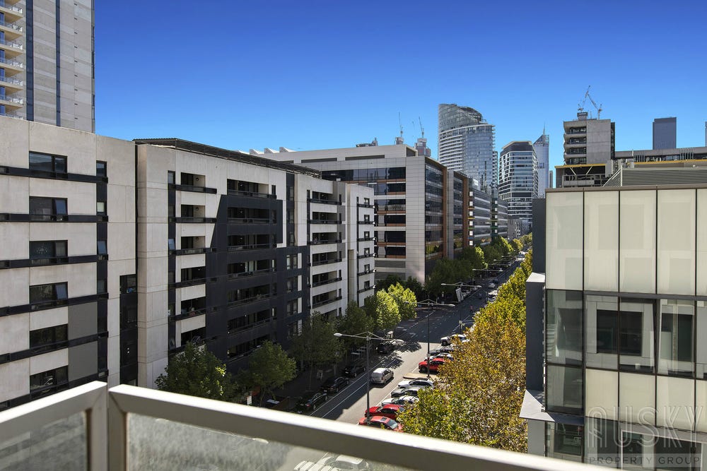 507E/888 Collins Street Docklands VIC 3008 — photo 2