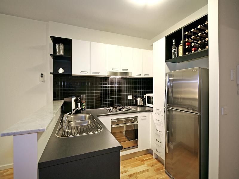 2308/87 Franklin Street, Melbourne VIC 3000 — photo 3